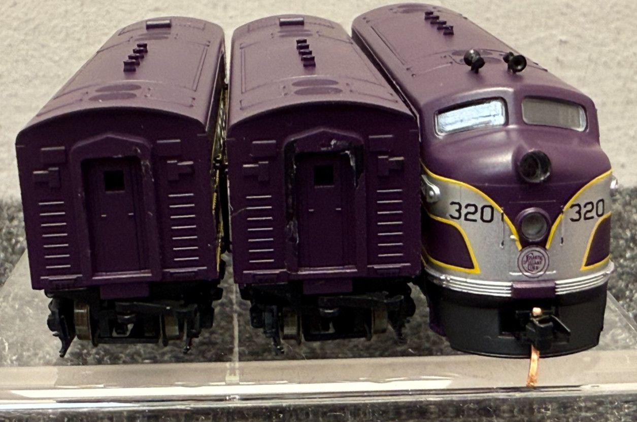 Micro-Trains N Scale Atlantic Coast Line EMD FT A/B/B Set w/ESU DCC & Sound