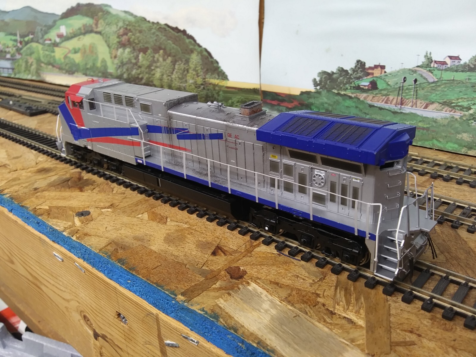 HO Kato/Athearn/Bowser AC4400CW GE Demonstrator #2000 Kitbash Project 95% Done