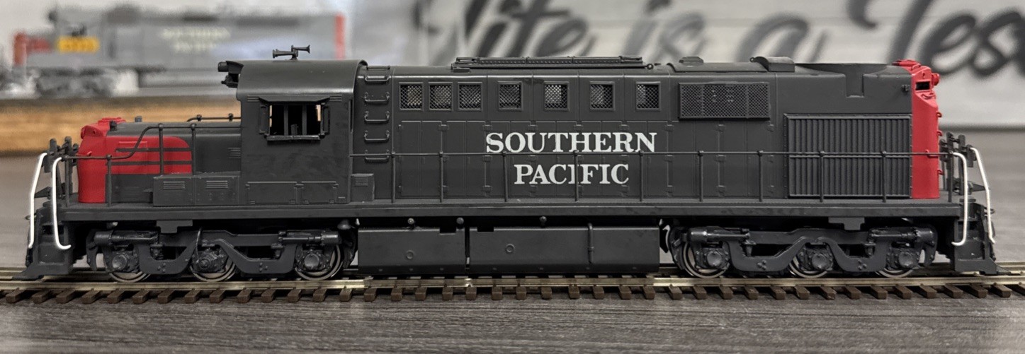 Key Imports Custom Series #69 HO Brass ALCO RSD-15 (DL-600B) Low-Hood SP Version