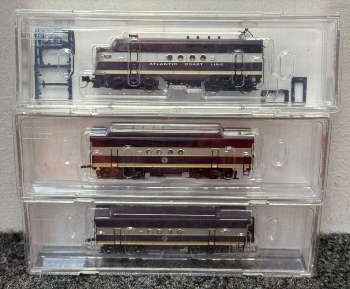 Micro-Trains N Scale Atlantic Coast Line EMD FT A/B/B Set w/ESU DCC & Sound