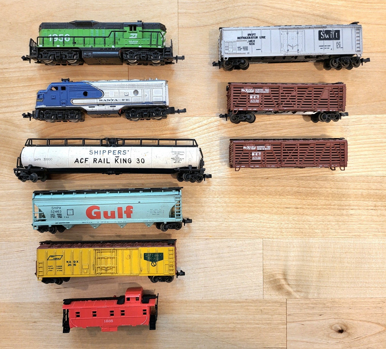 6 Atlas N Scale Trains 2 Locomotives Plus Extras Austria