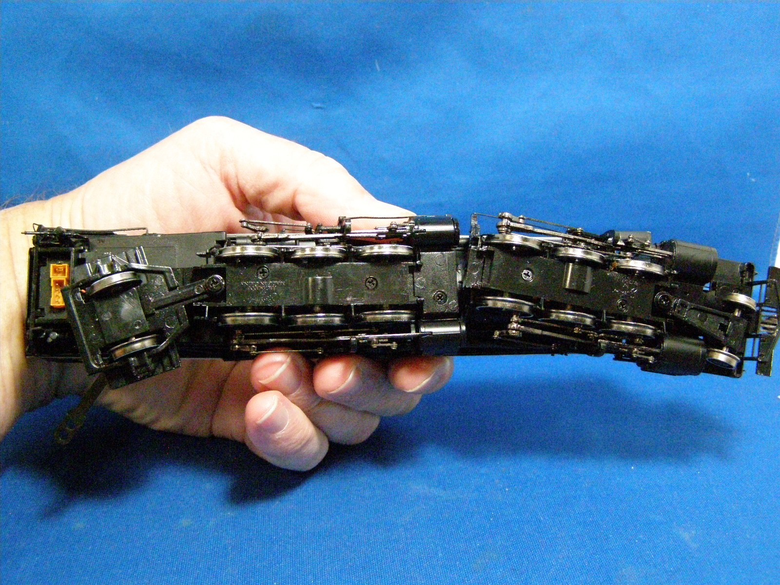 HO Spectrum 84812 C&O H-4 2-6-6-2 Art Loco / Vandy VC12 Tender DCC/SND