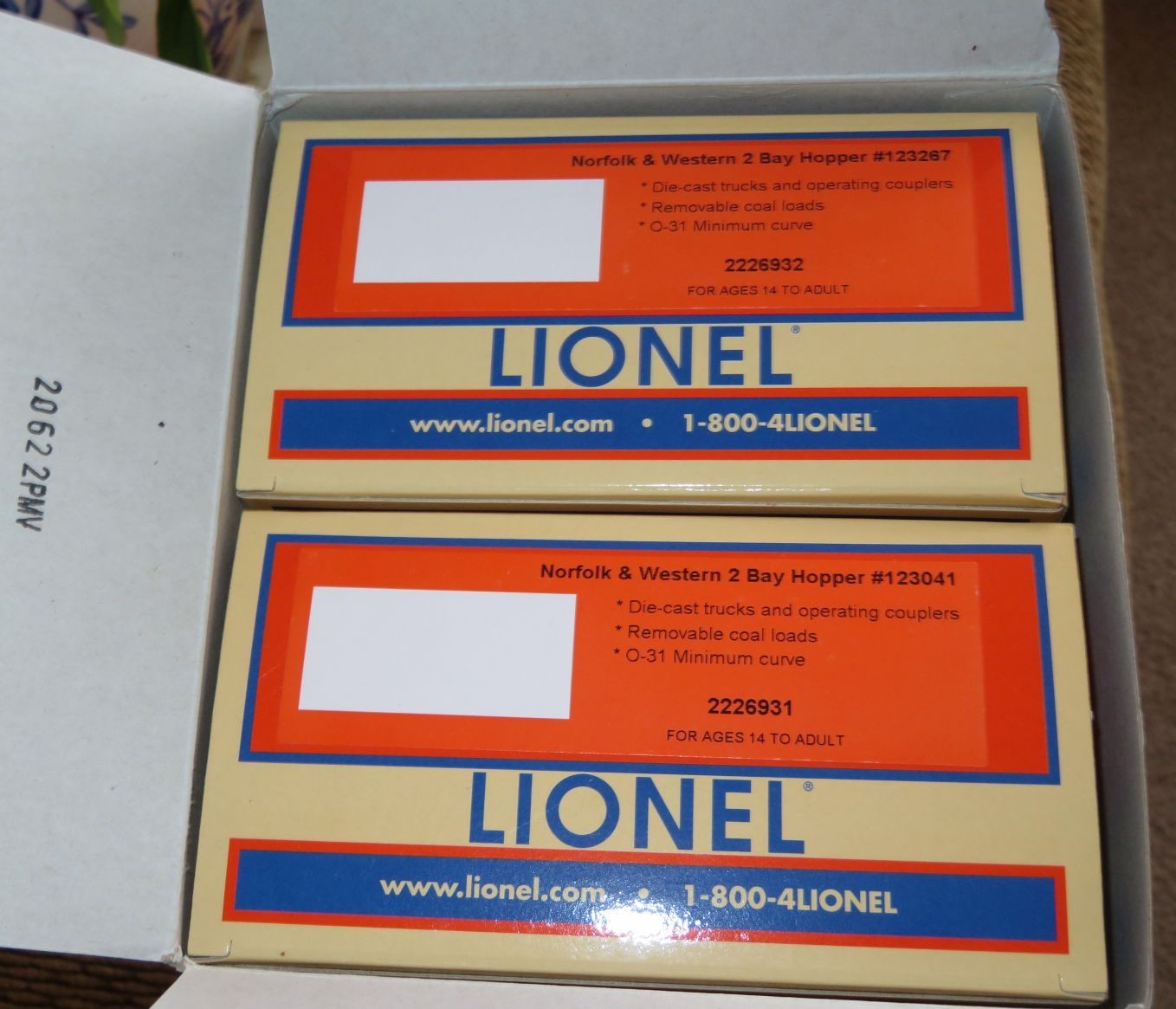 LIONEL 2226930 Norfolk & Western 2 Bay Hopper 2-Pack – NEW – NR