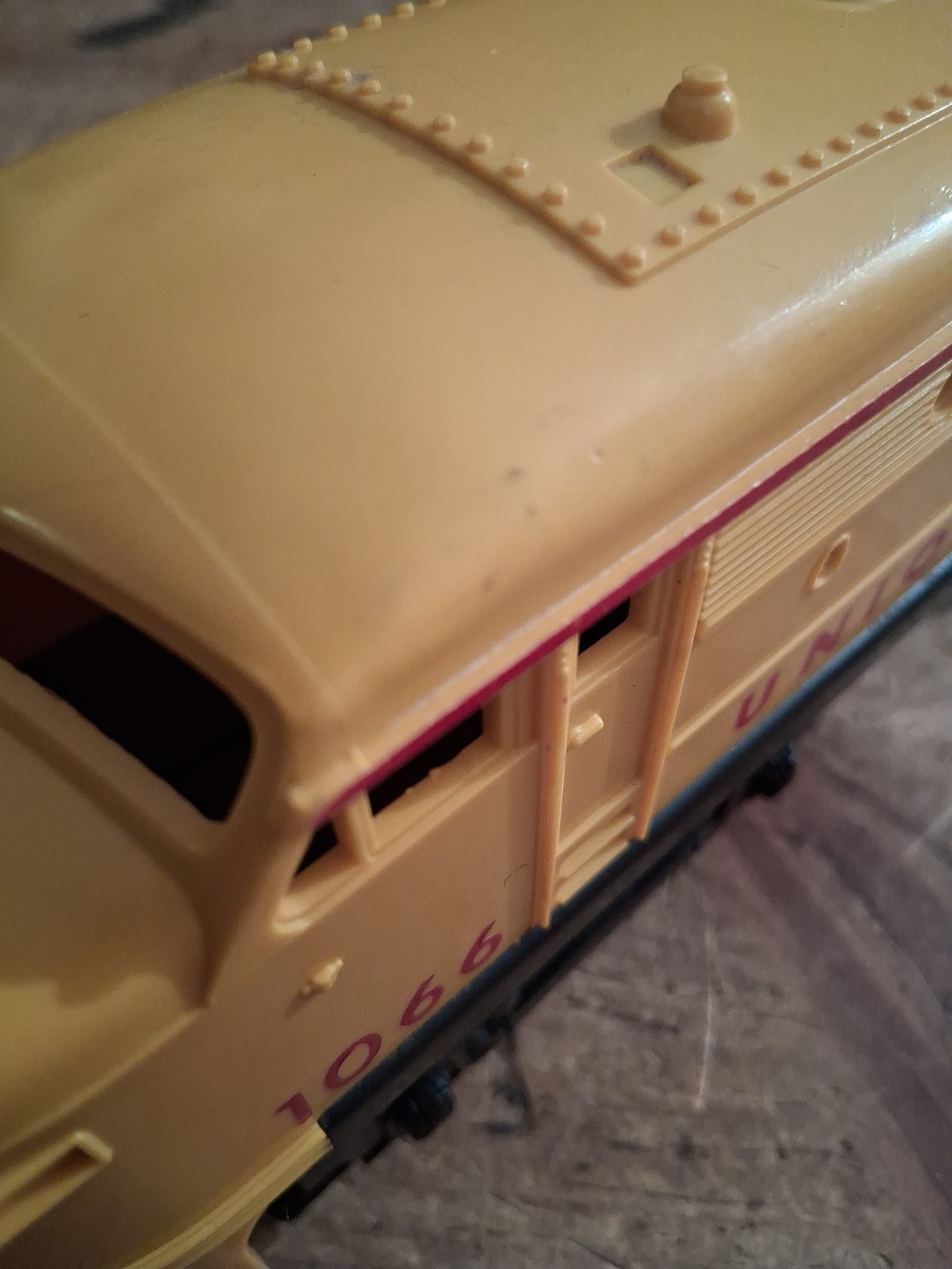 Lionel Postwar 1066 Union Pacific Yellow Alco Diesel Locomotive Plain Jane READ