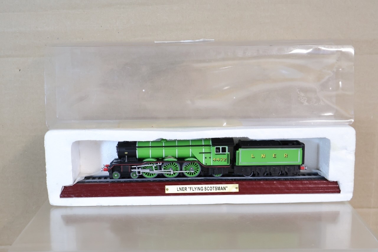 ATLAS EDITIONS LNER 4-6-2 CLASS A3 LOCOMOTIVE 4472 FLYING SCOTSMAN MODEL op