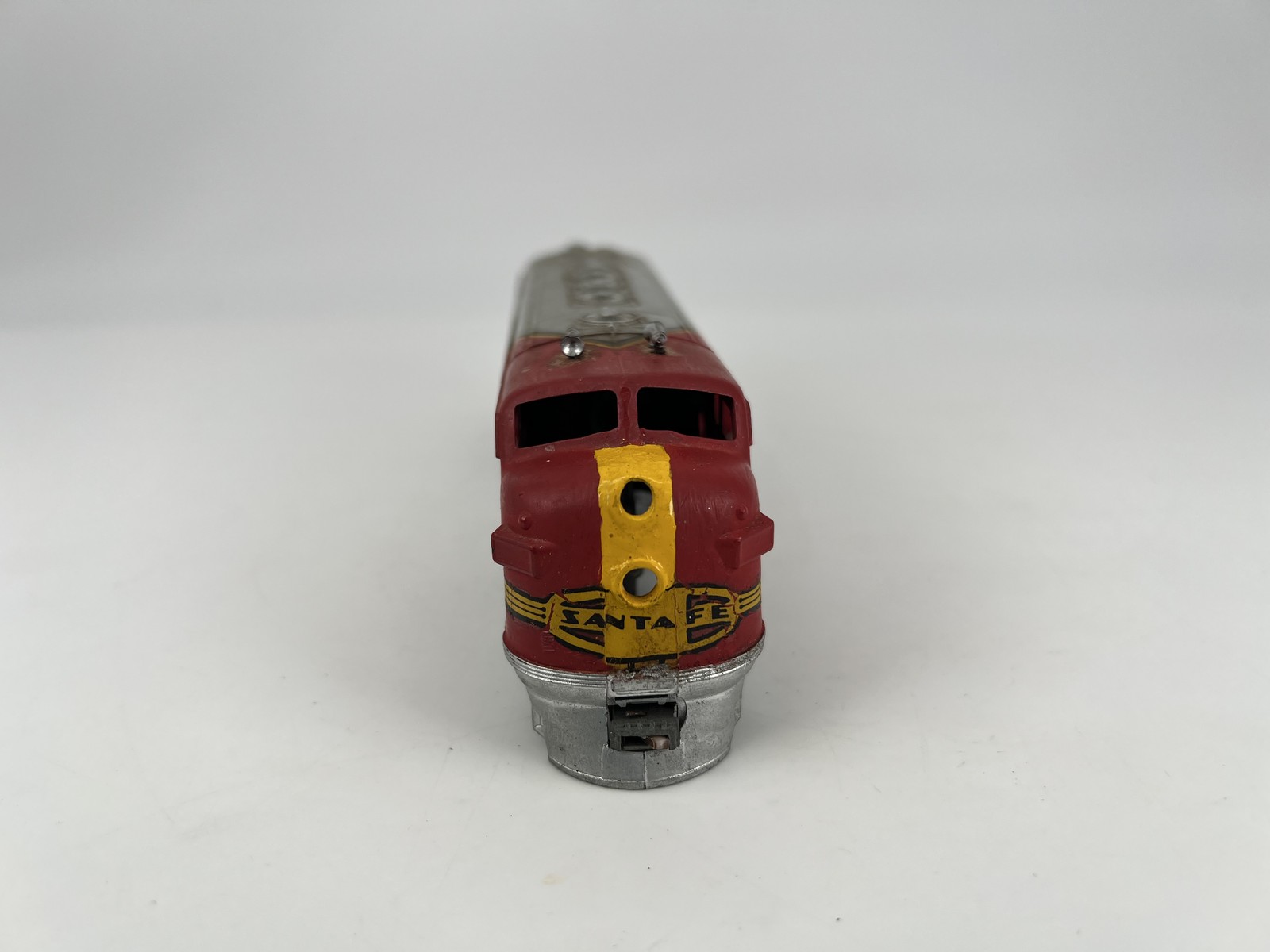 HO Scale Diesel Locomotive Santa Fe SHELL ONLY Good