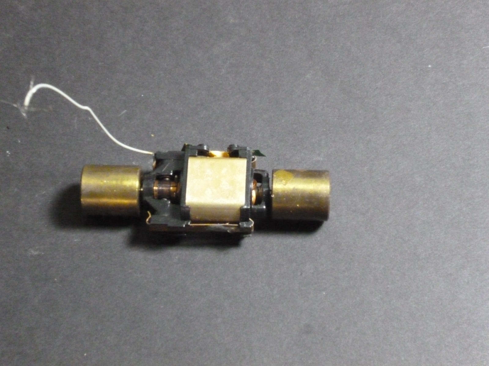 Ho Athearn Diesel locomotive SD45 motor brass flywheels