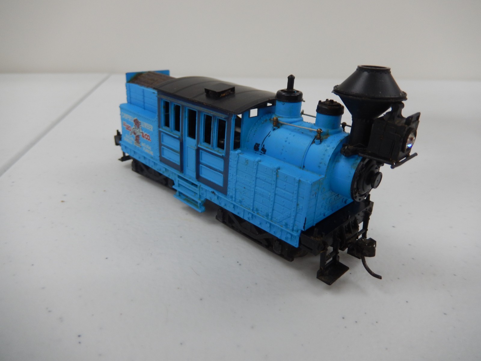 MDC Roadhouse Mythical Empires Climax 2787 Campbell Lumber + 4 Kadee Log Cars