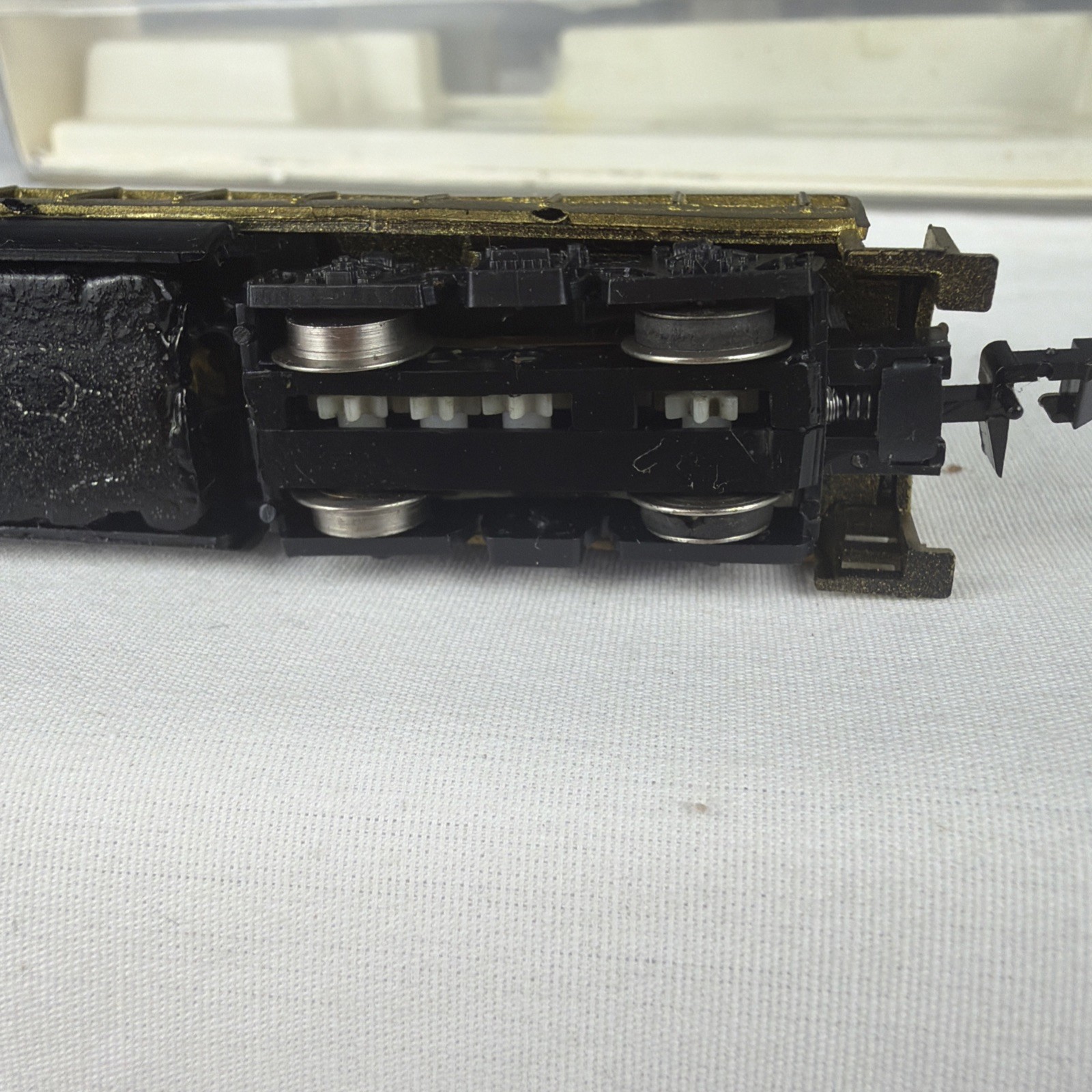 N Scale Model Power 7500 Chessie B&O GP-40 Diesel Lighted