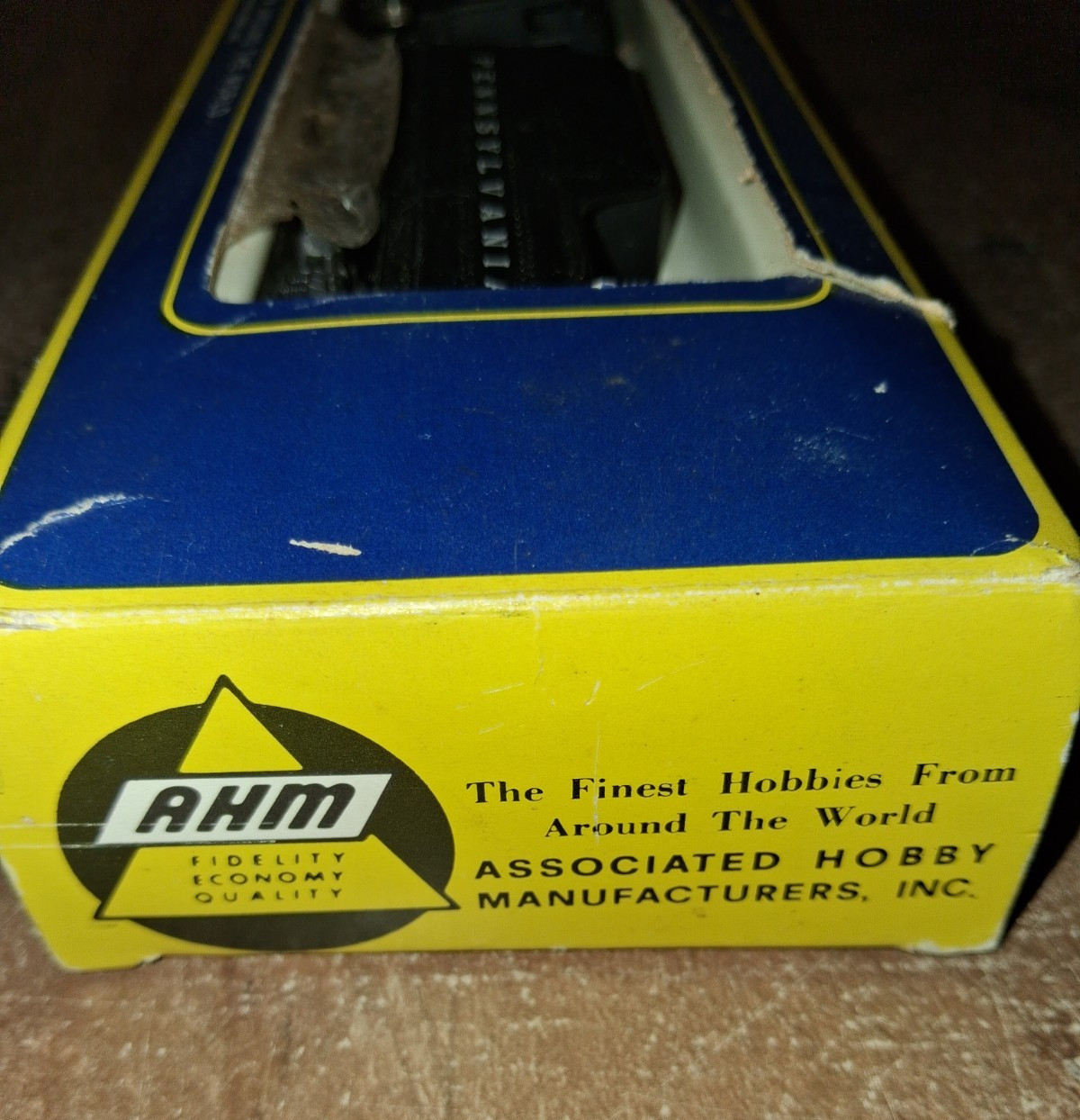 Vintage AHM 5141-B HO Penn Railroad 0-6-0 USRA Switcher 7641 w/Box Tested Read