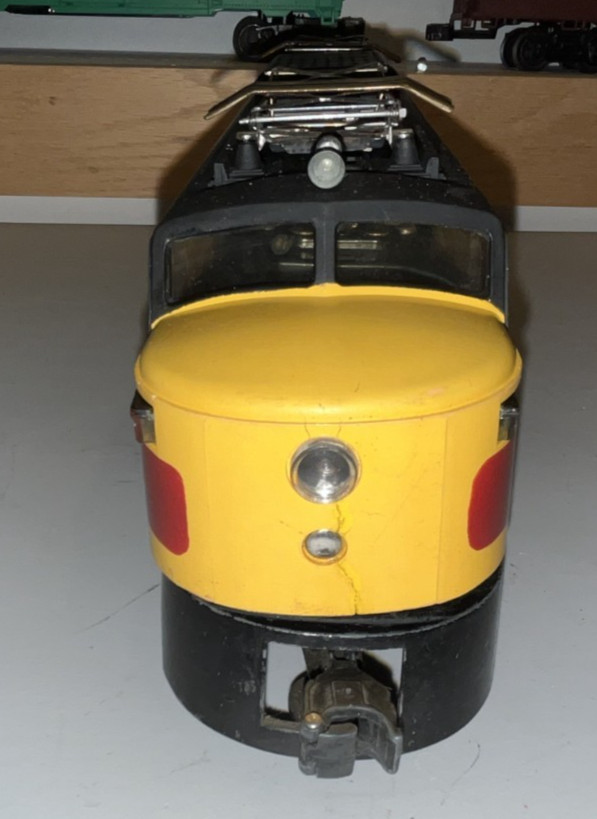 Lionel Postar 2351 Milwaukee Road EP-5 – Tested, Runs Great. Nice looking!