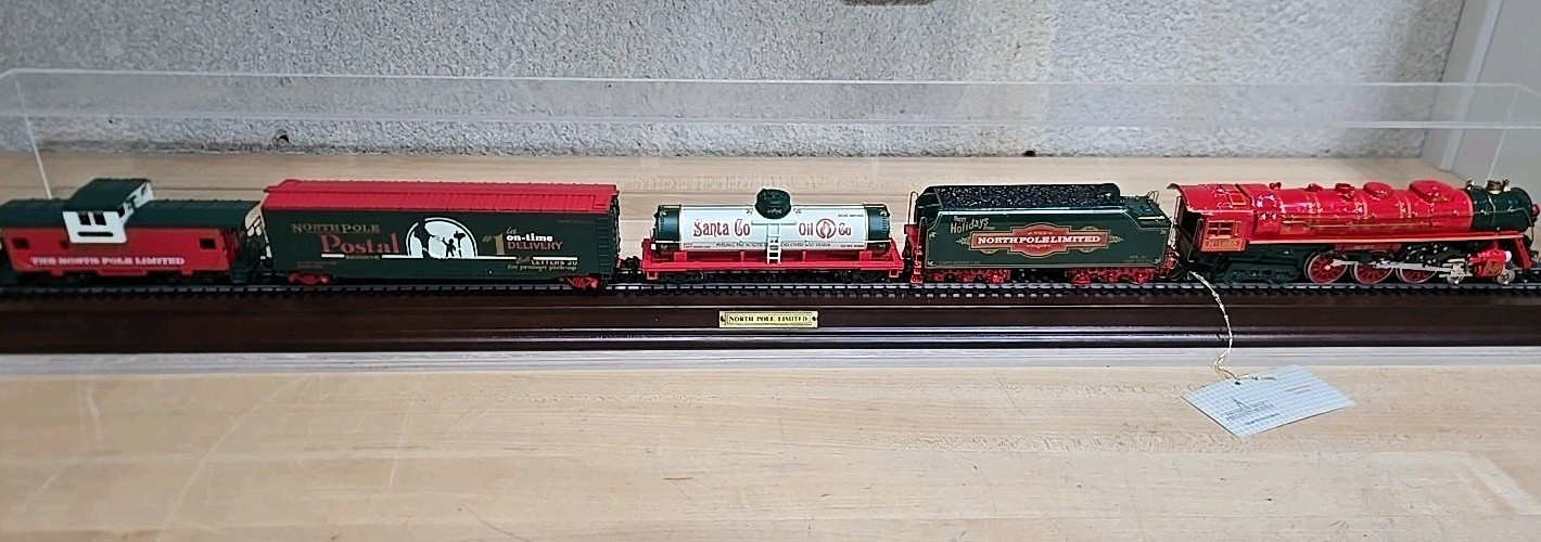 Franklin Mint HO Train North Pole Limited Steam Locomotive Tender Car Track Case