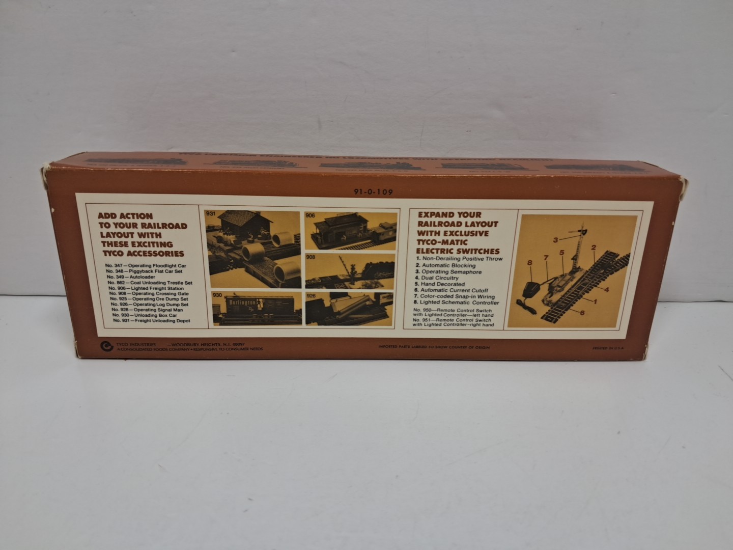 TYCO T358F, 50′ CENTER FLOW HOPPER CAR, DECORATED “OLD DUTCH CLEANSER”, HO SCALE