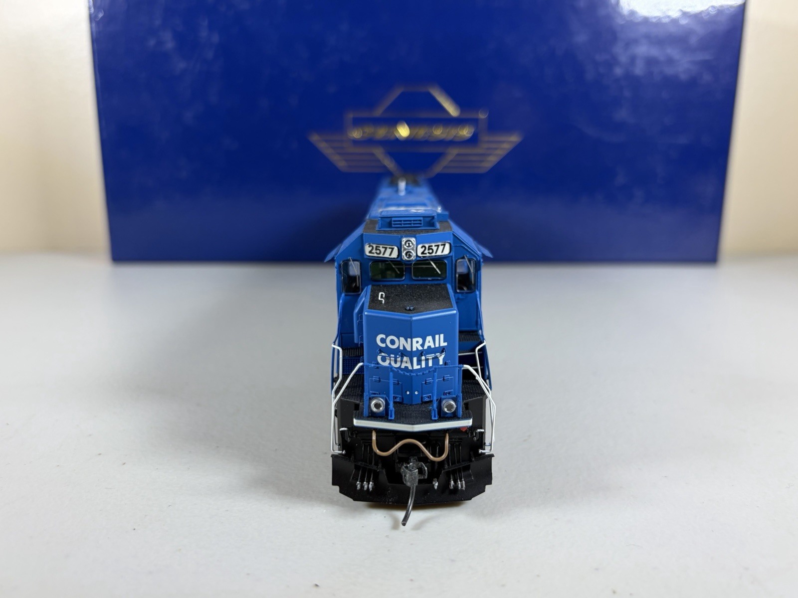 HO Athearn Genesis DCC Ready Conrail SD70 #2577
