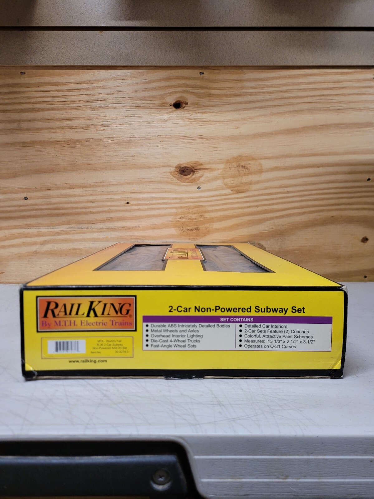Railking by MTH 30-2274-3 MTA – World’s Fair R-36 / 2-Car Subway Add-On Set