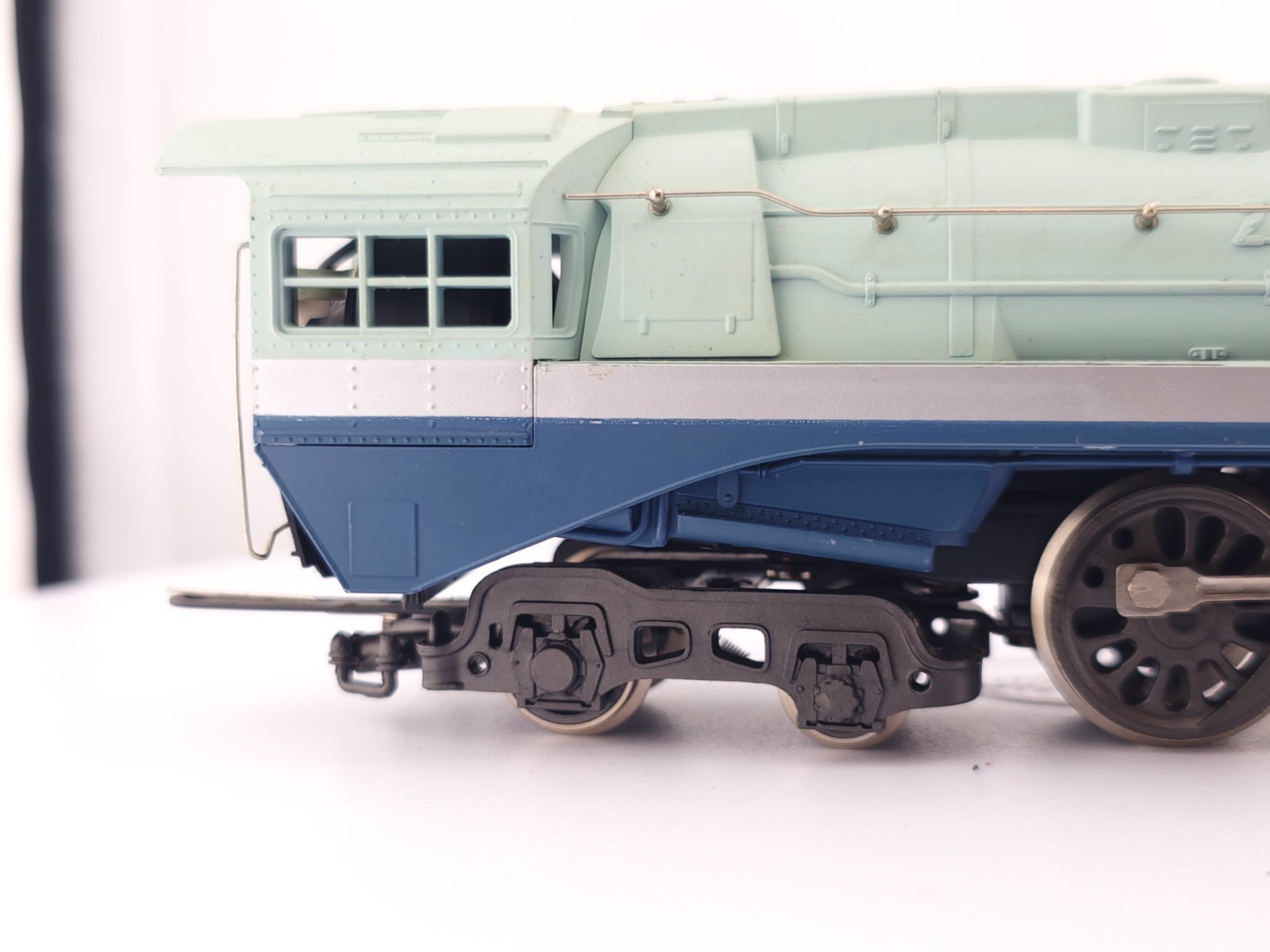*READ* AHM HO 5196-B Santa Fe Blue Goose 4-6-4 Hudson Steam Locomotive 3460 #2
