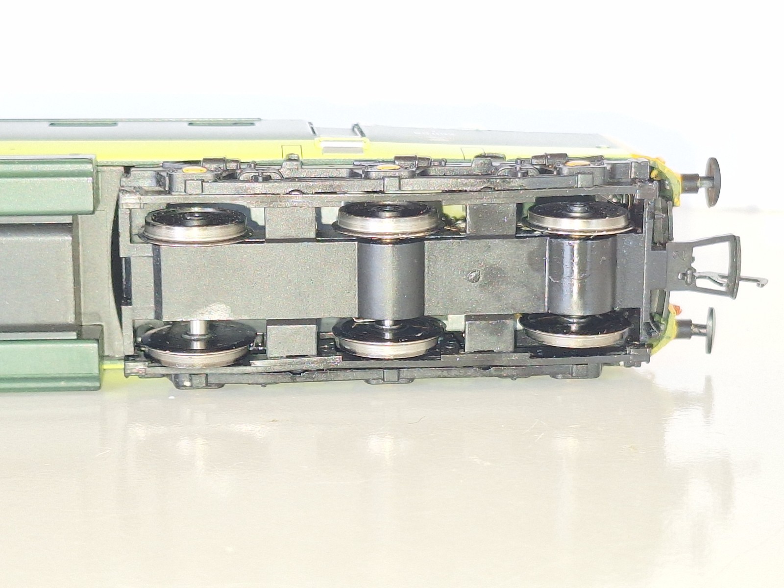 Bachmann 32-525A. DCC Ready. Deltic Co-Co Diesel The Kings Own Yorkshire. OO. DC