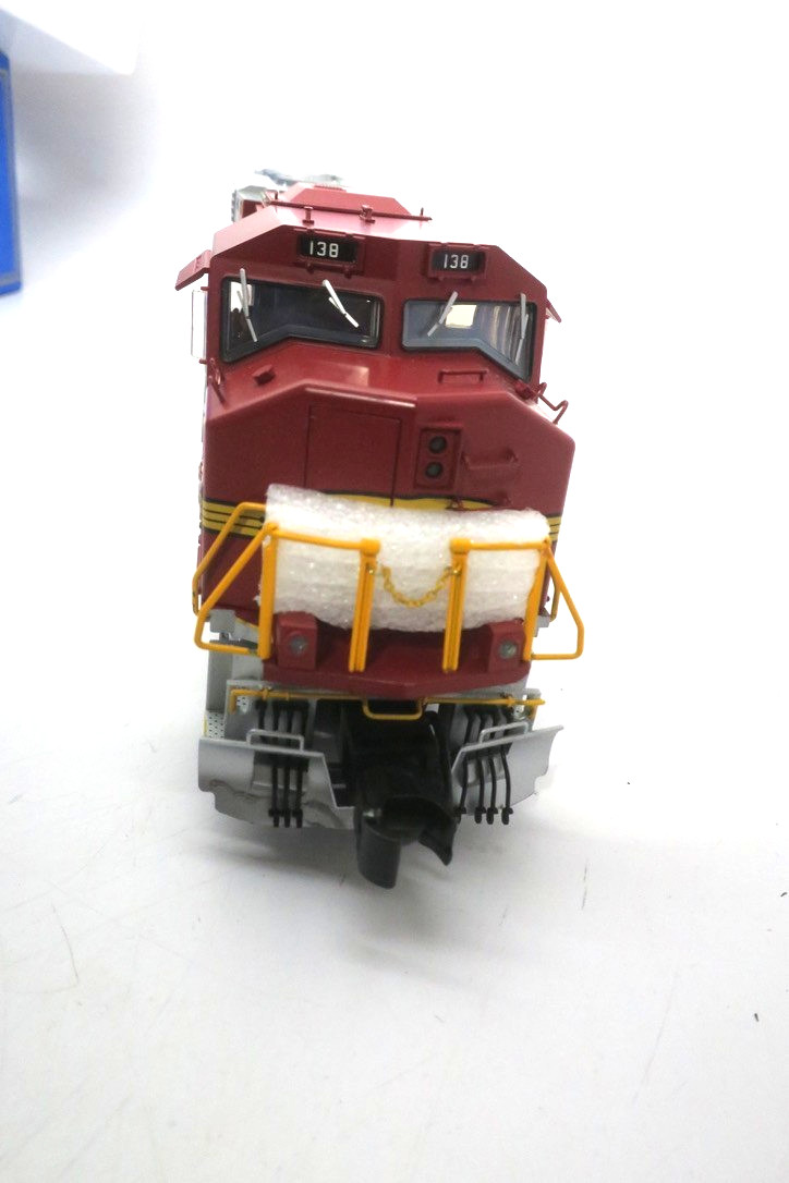 Atlas O Santa Fe AT&SF Diesel Powered GP60M Lionel TMCC Cab# 138 3-Rail 1282-5