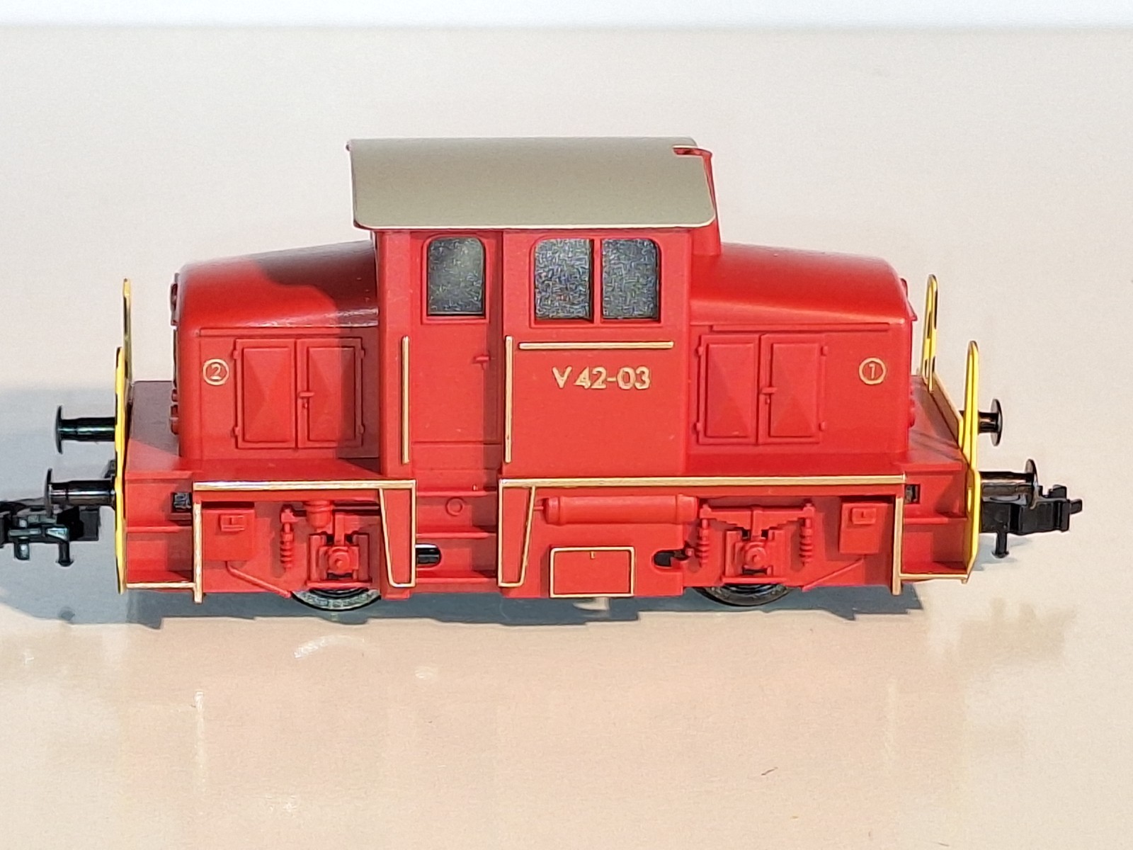 Fleischmann 4203 Shunter Loco. New Old Stock. Mint Cond. Boxed. HO. 2 rail DC