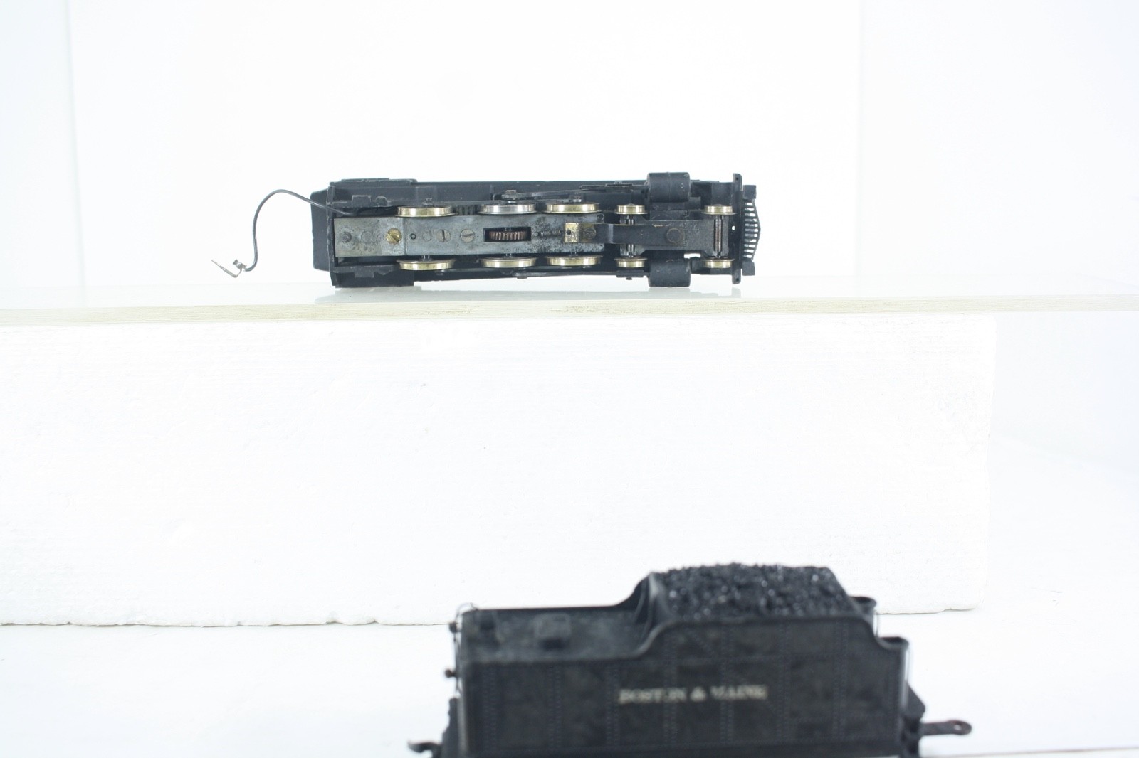 HO Scale Varney Boston & Maine 4-6-0 Locomotive & Tender Runs Excellent