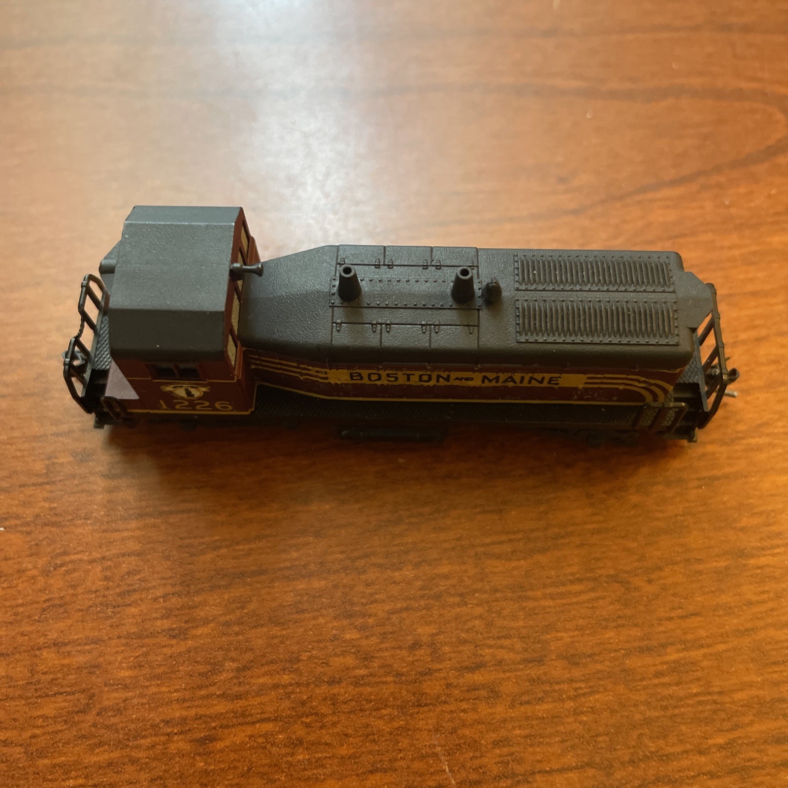 Con Cor Kato N Scale Boston And Maine 1772 Switcher