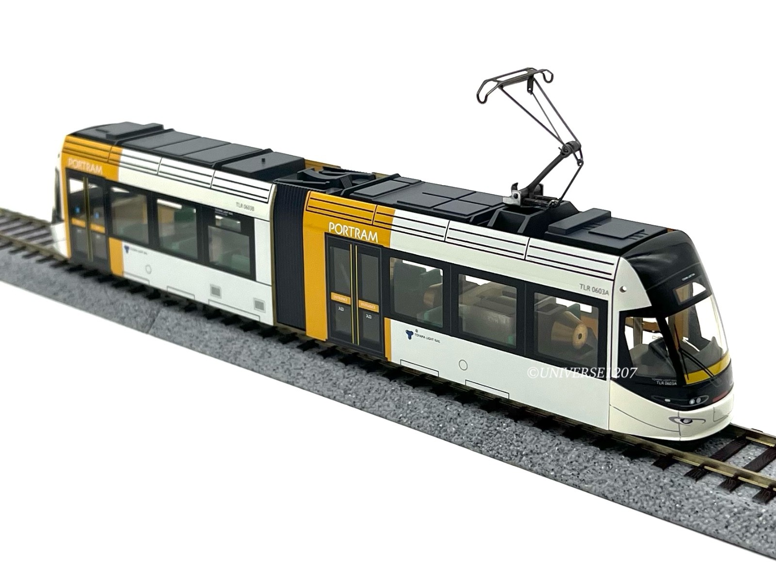 HO Scale Endo Toyama Light Rail Tram TLR0600 Yellow H0 Gauge Streetcar LRT VHTF