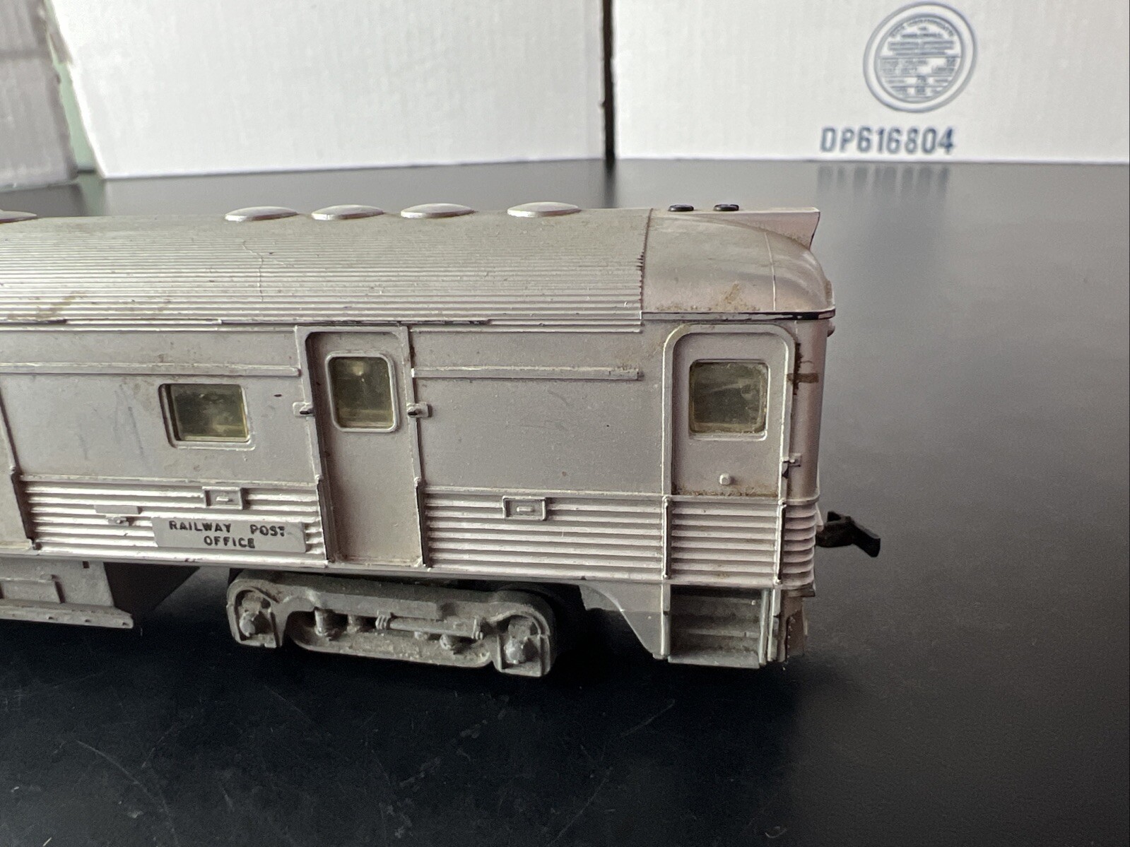 Athearn HO Scale, Railway Post Office Budd Car New Haven Needs Repair