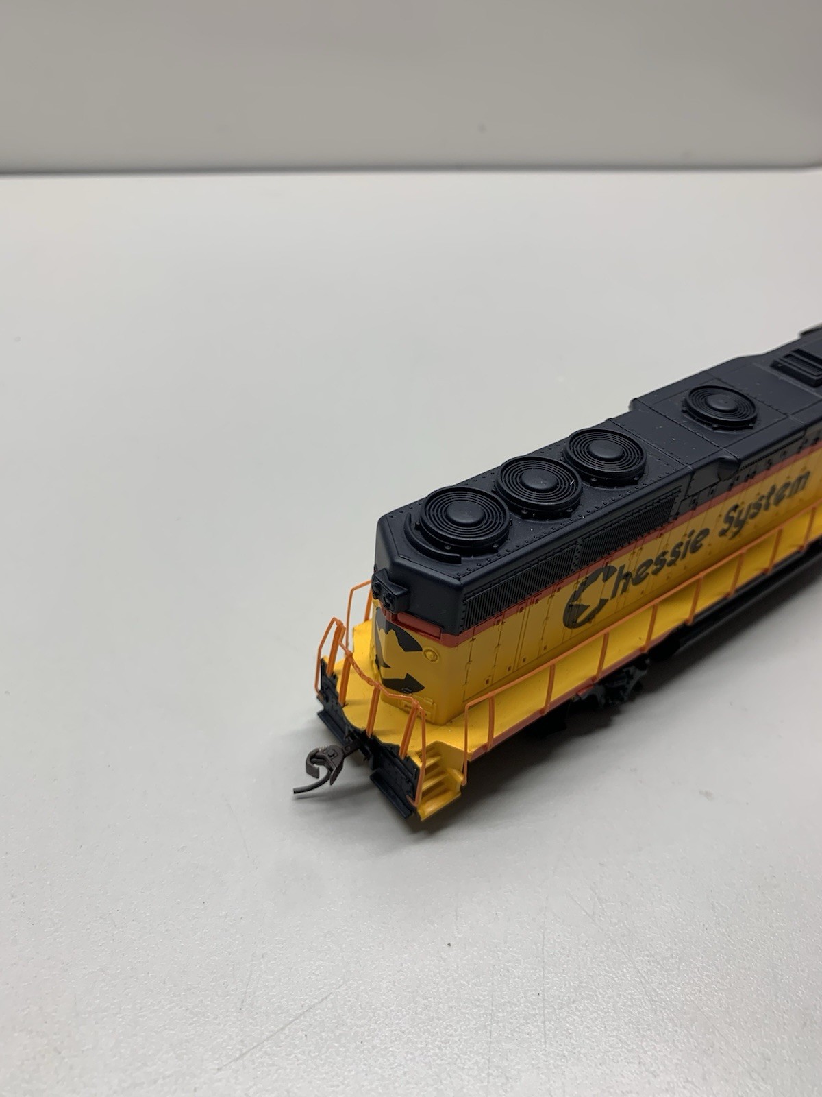 Bachmann HO Chessie System B&O Locomotive 4137 DCC On Board