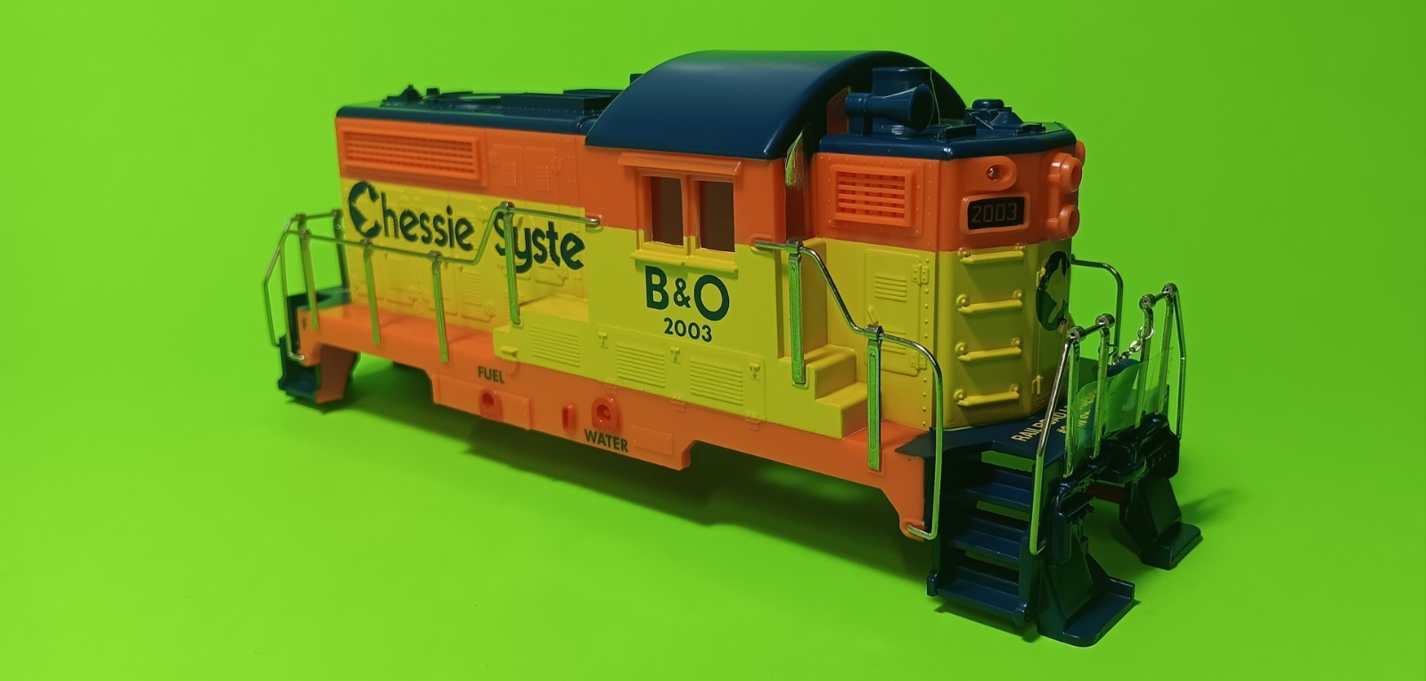 Chessie B & O NEW TRAIN ENGINE BODY BEEP SHELL O GAUGE MODEL RAILROAD LEGEND #2