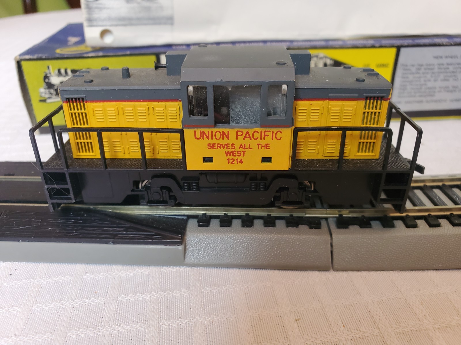 Vintage AHM HO Scale 5011C GE Center Cab Locomotive Union Pacific #1214