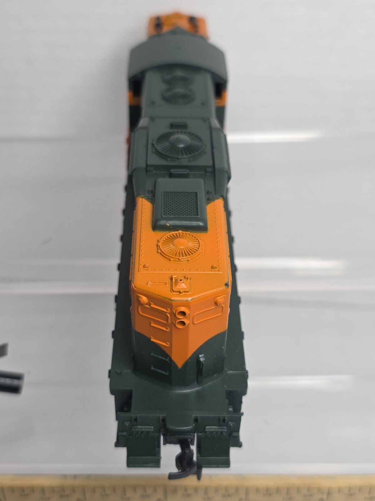 As Is Athearn HO Great Northern 707 GP-9 Diesel Loco Needs Motor Mounts Read Des