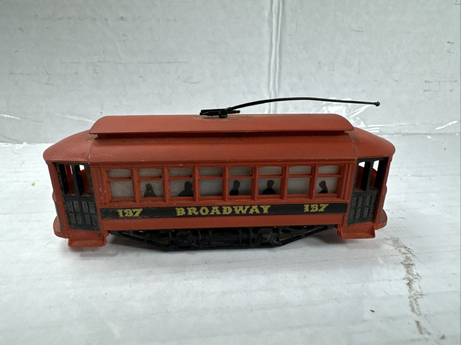 Bachmann Ho Scale #137 Broadway Trolley Powered For Train Set Layout