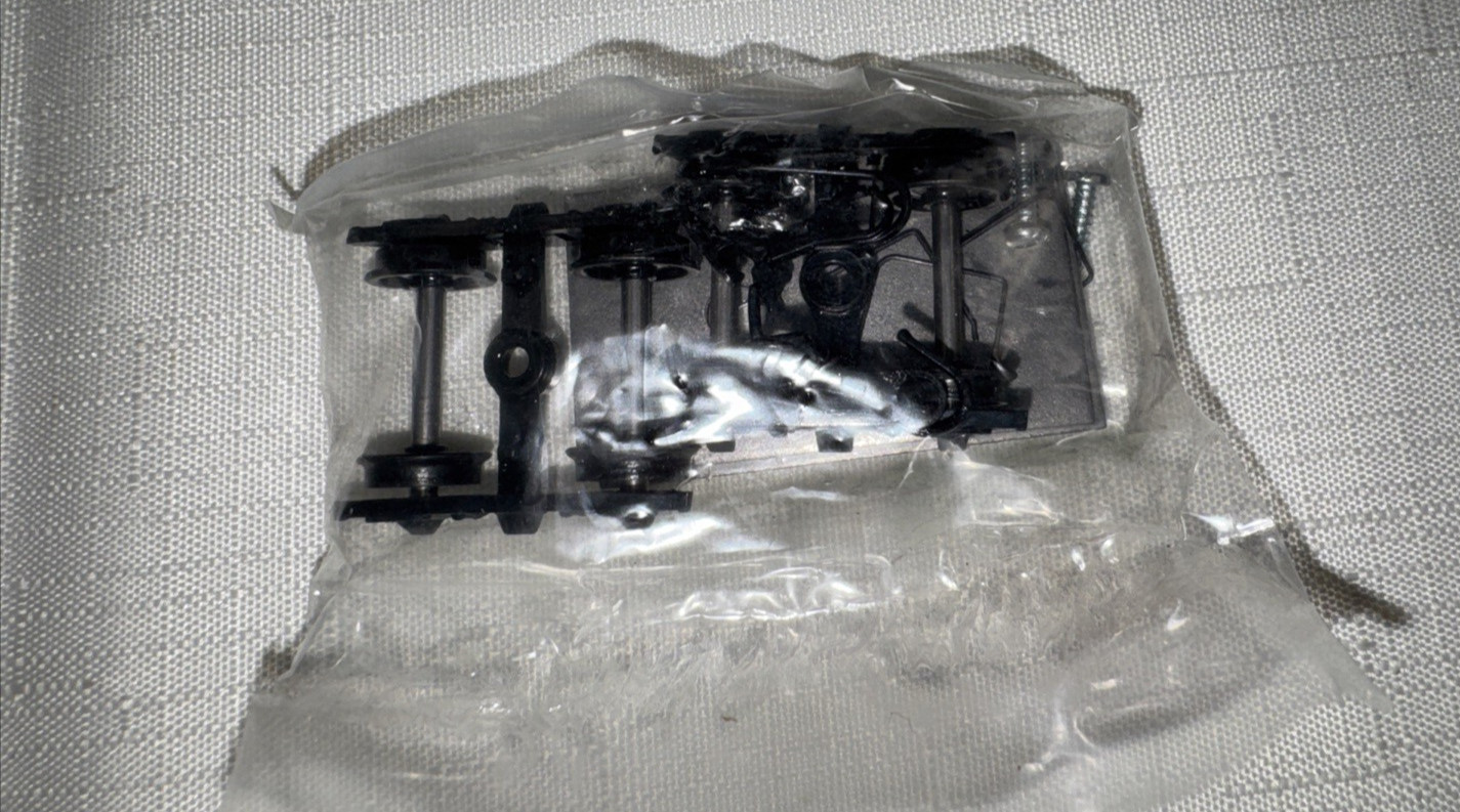 Roundhouse (MDC) HO Scale Overton Baggage – Kit #3741 – Overland Dispatch