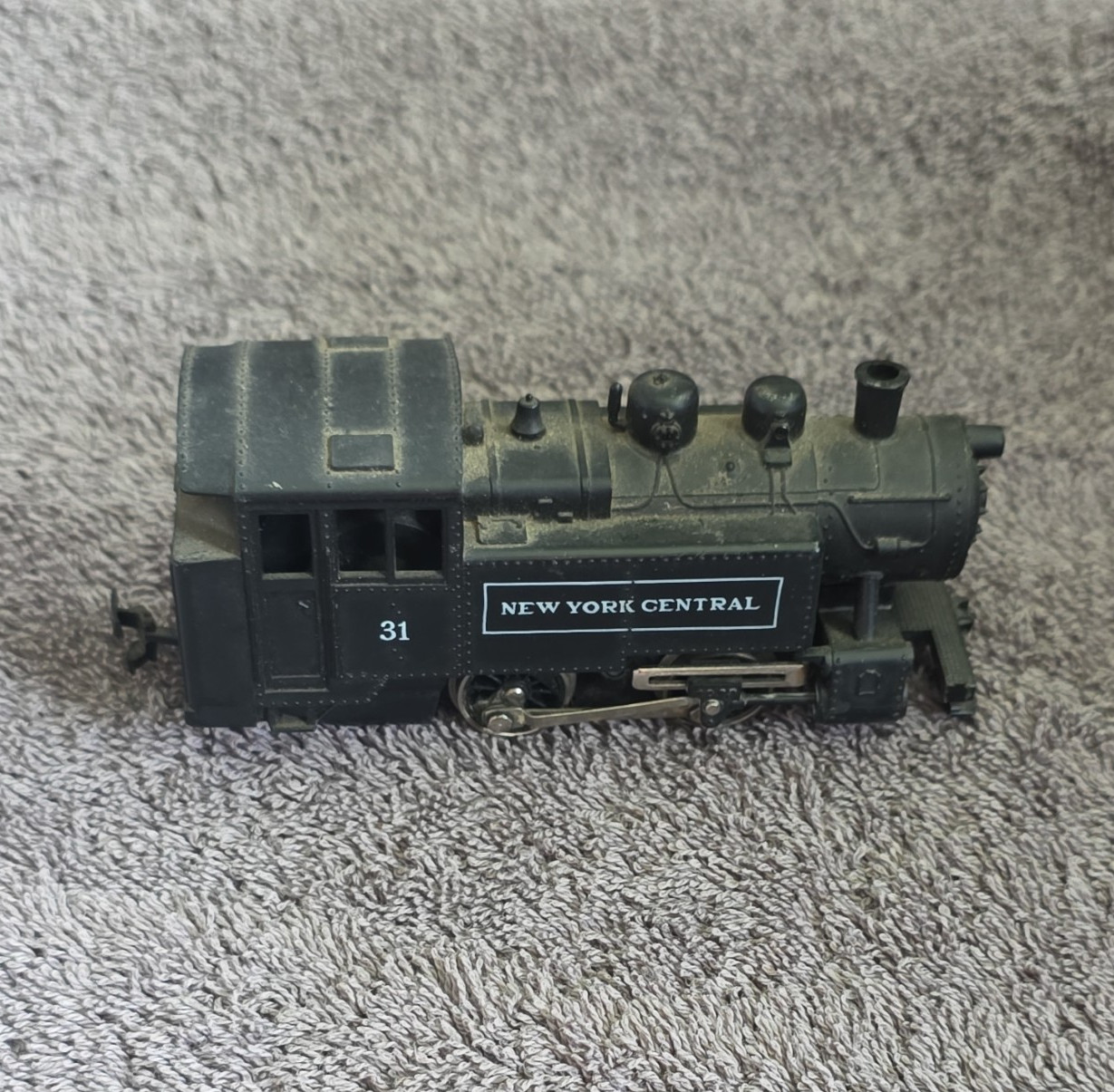 HO New York Central #31 Steam Locomotive Black DC Analog Model Train Engine