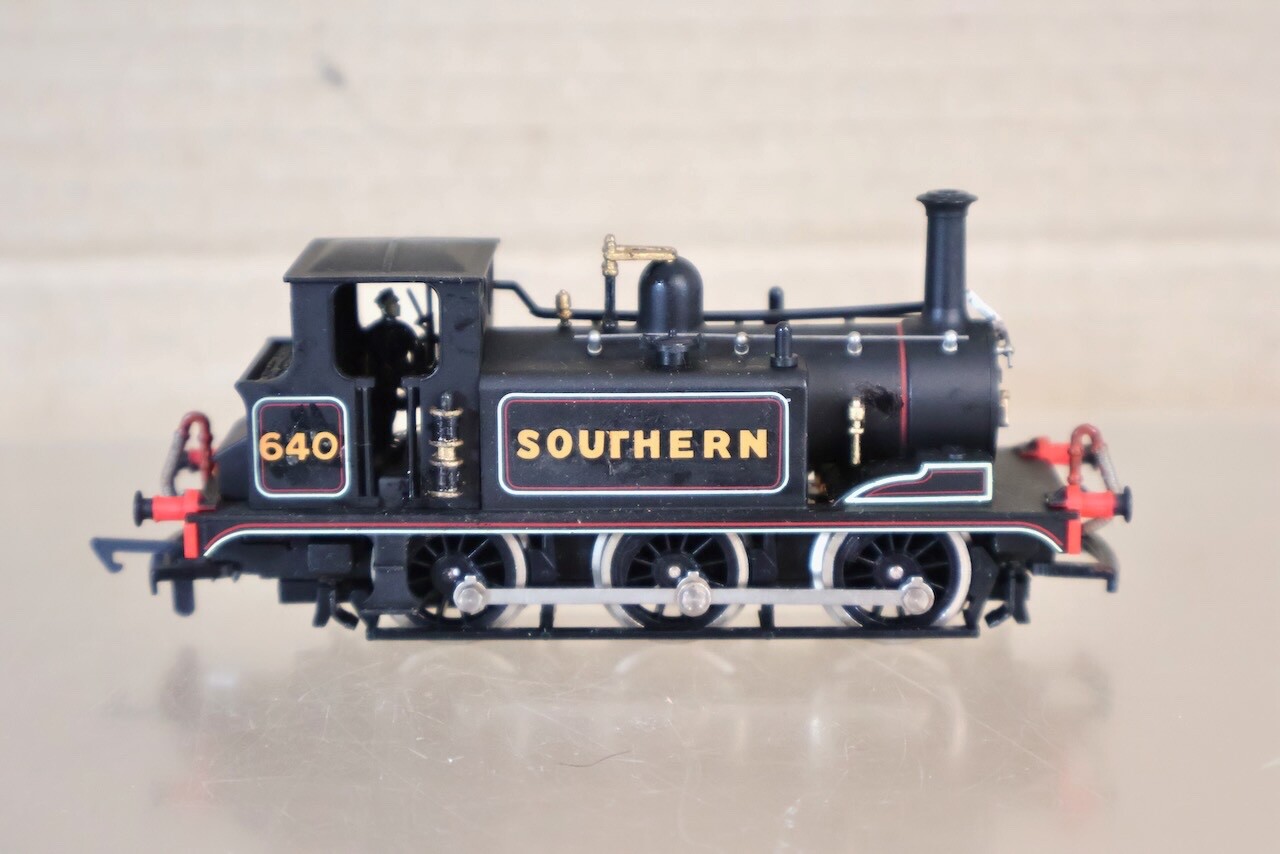 DAPOL D71 RE NUMBERED SOUTHERN SR 0-6-0 TERRIER CLASS TANK LOCOMOTIVE 640 ol