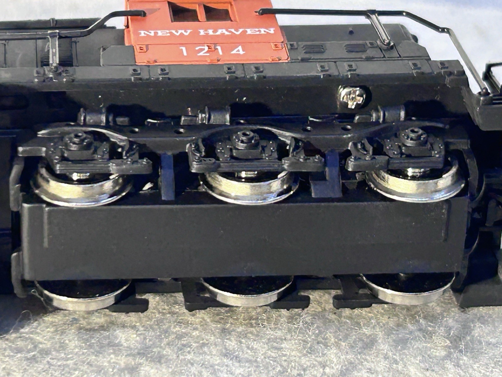 Rare IHC New Haven RR SD-24 Locomotive HO (Ex-Box)