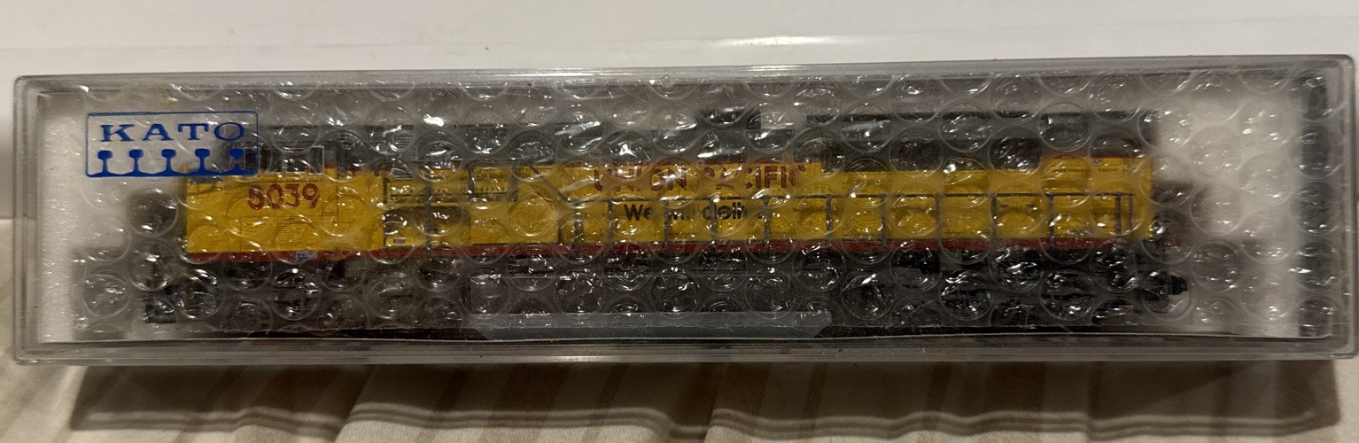 Kato 176-5609 N Scale Union Pacific SD90/43MAC Diesel Locomotive #8039 NIB NEW