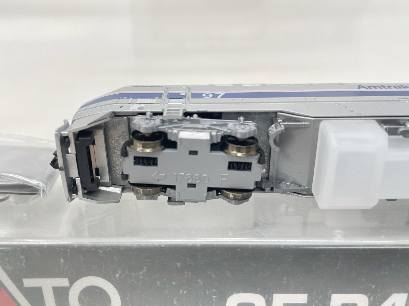 Kato N Scale GE P42 Genesis Amtrak Phase IV 176-6002 #97 Unused