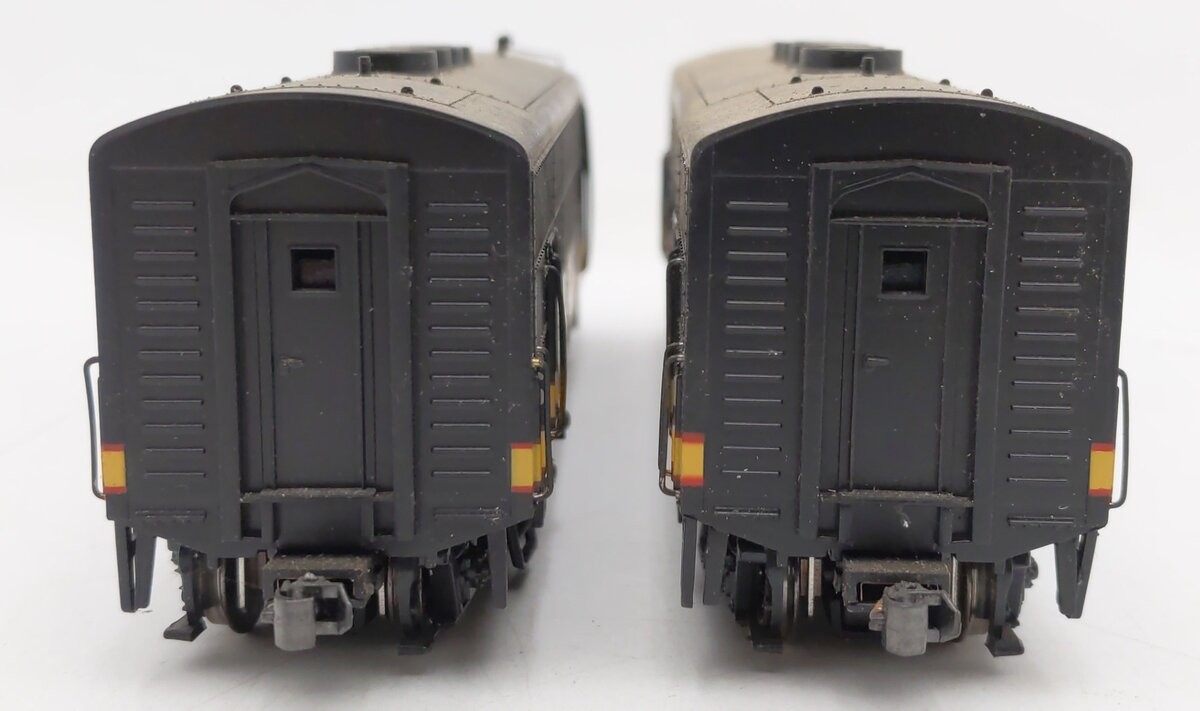 Proto 1000 920-35007 Northern Pacific F3 A/B Diesel Locomotive Set EX