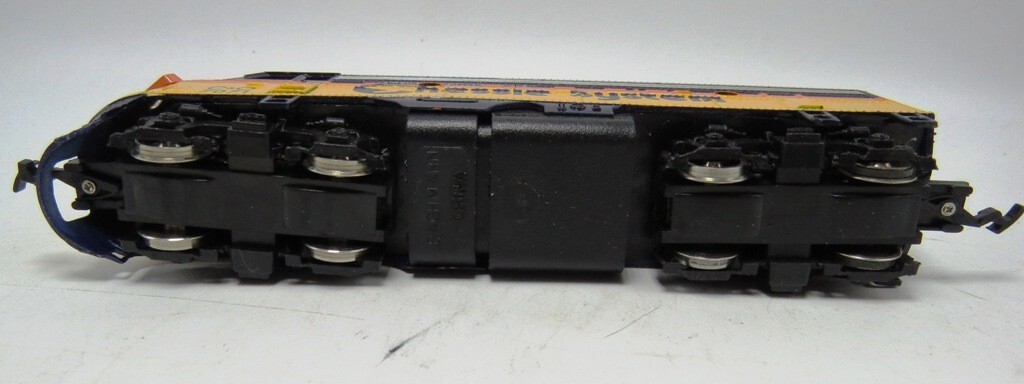 NIB(?) Bachmann C&O F-9 Diesel Locomotive & Caboose Combo in Original Box