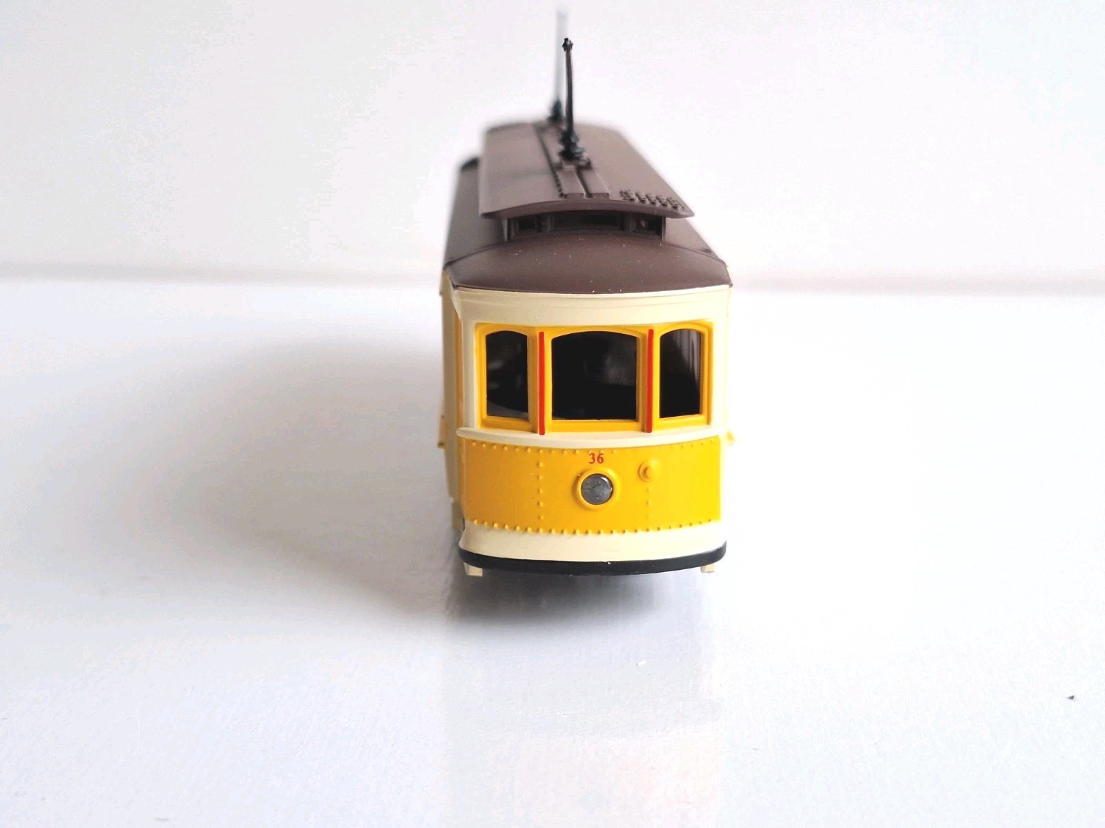 Bachmann 61048 Brill Trolley. New Old Stock. Mint Cond. 2 Rail DC.Boxed.HO Scale