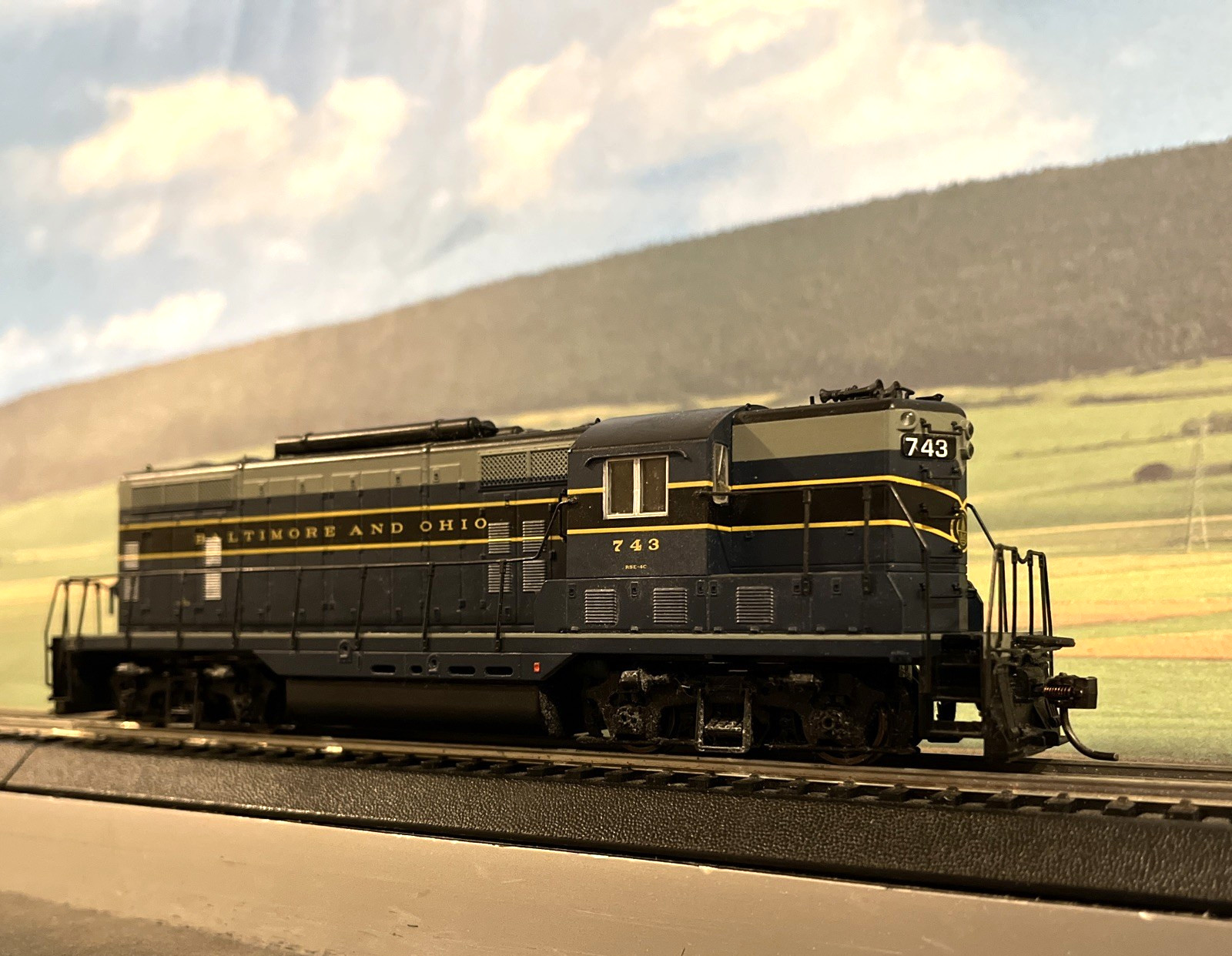 B&O GP7 Deisel Locomotive HO Scale Proto 2000 23243 Baltimore & Ohio Road #743