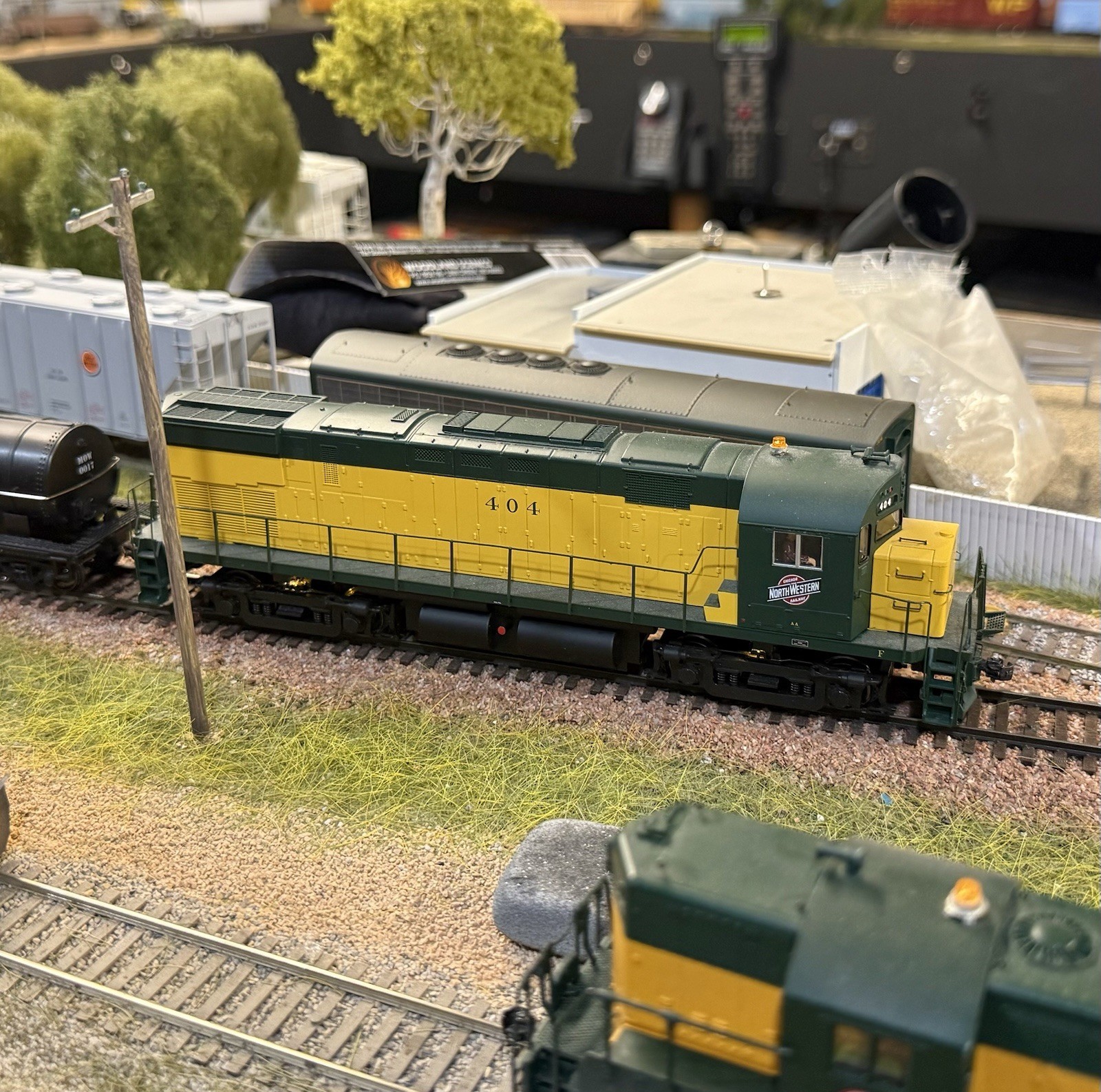 HO Scale Atlas Classic C-425 phase C&NW #404 DCC/Sound/LNIB