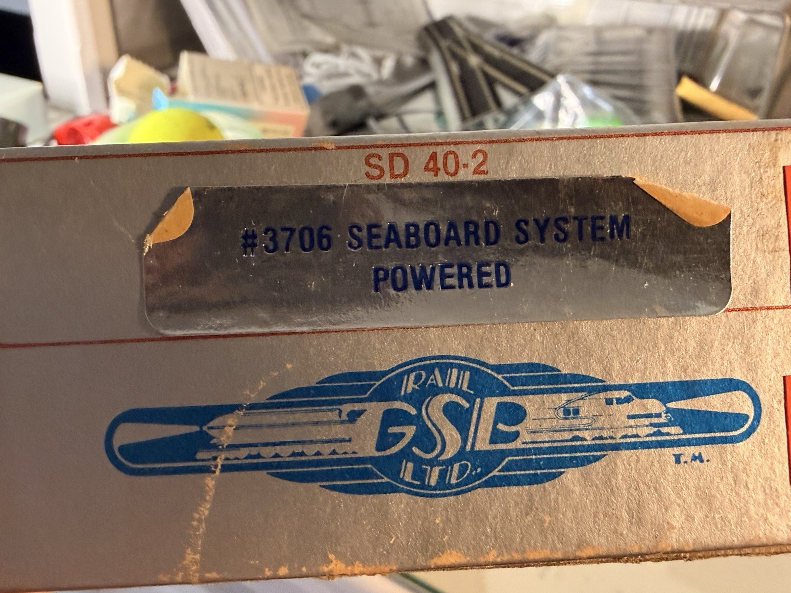 GSB Rail Ltd SD40-2 Seaboard System #3706 Powered HO Scale + 3 Seaboard Cars NEW