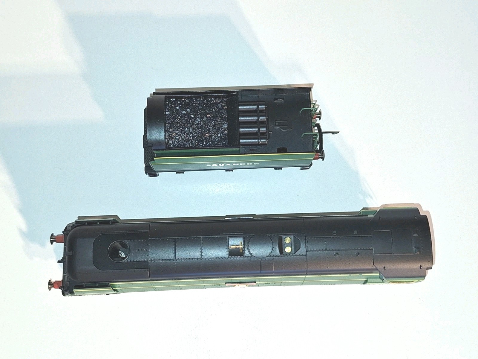 Hornby R2219. BR West Country Cl. Blackmoor. DC 2 rail. New, Mint Cond. OO.Boxed