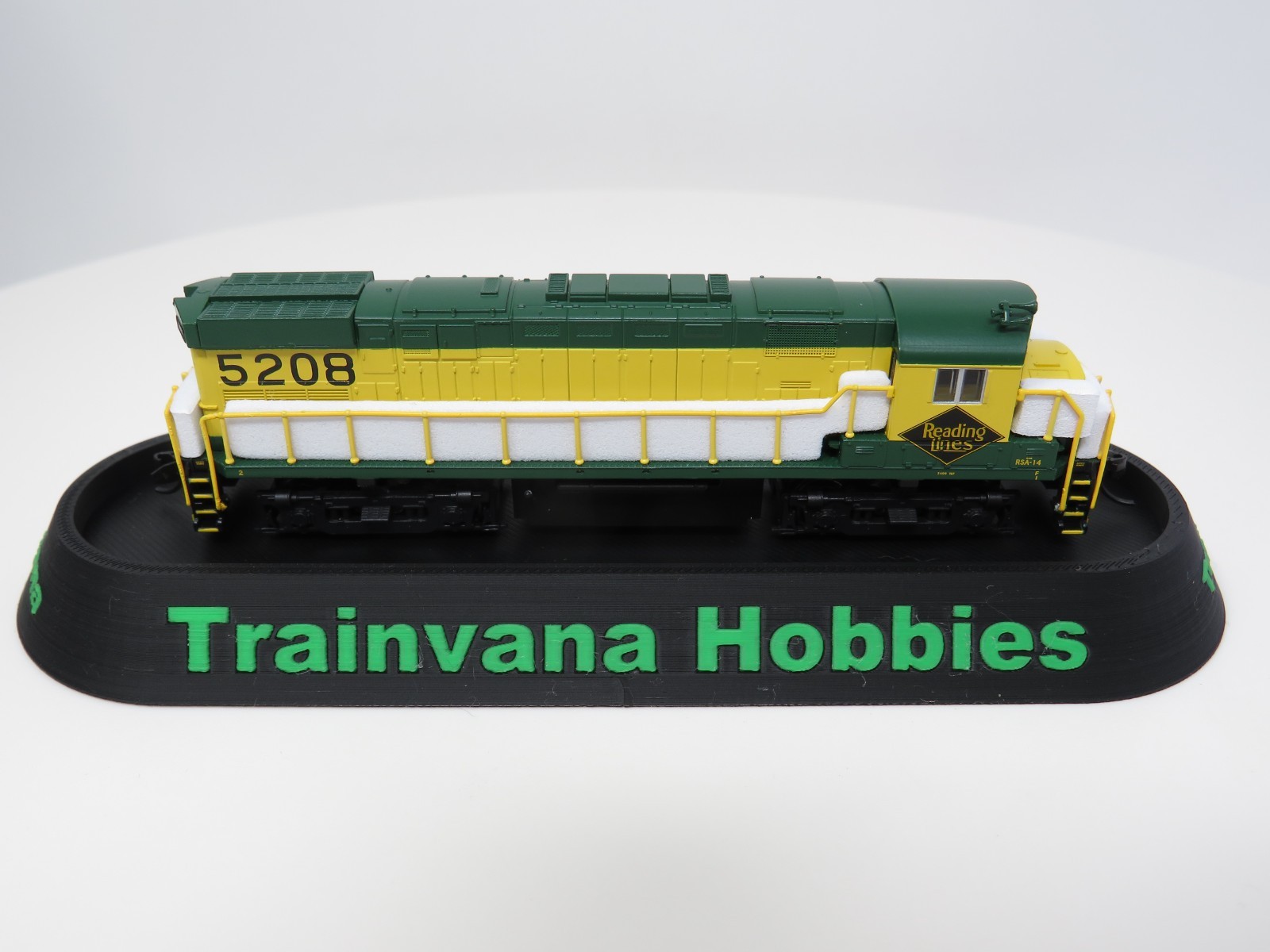 Atlas N 40006112 Reading Lines Railroad #5208 ALCO C424 Diesel Locomotive