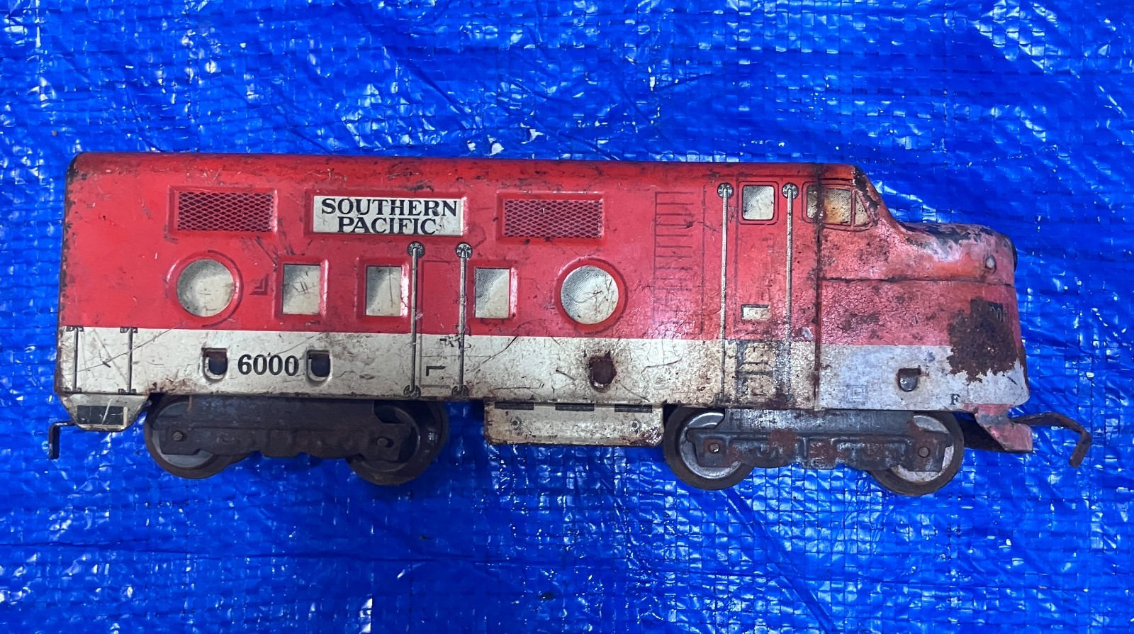 Marx Southern Pacific 6000 Diesel Locomotive O Gauge Orange Silver Tin Vintage