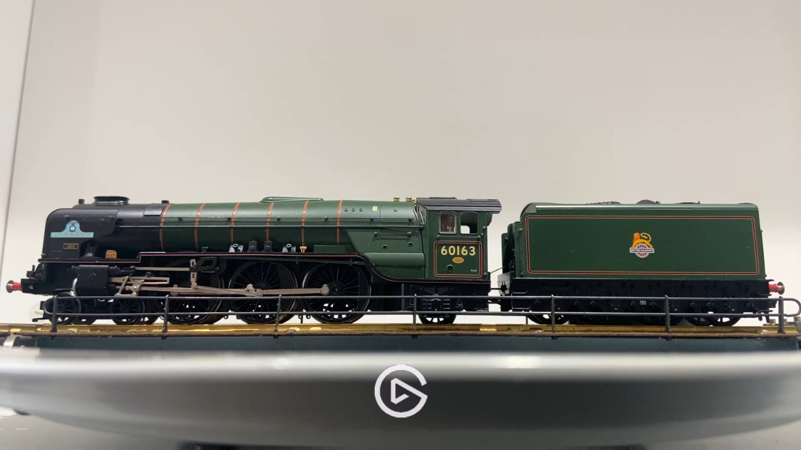 Bachmann Branchline 32-550B Class A1 4-6-2 60163 Tornado in BR Green DCC Ready