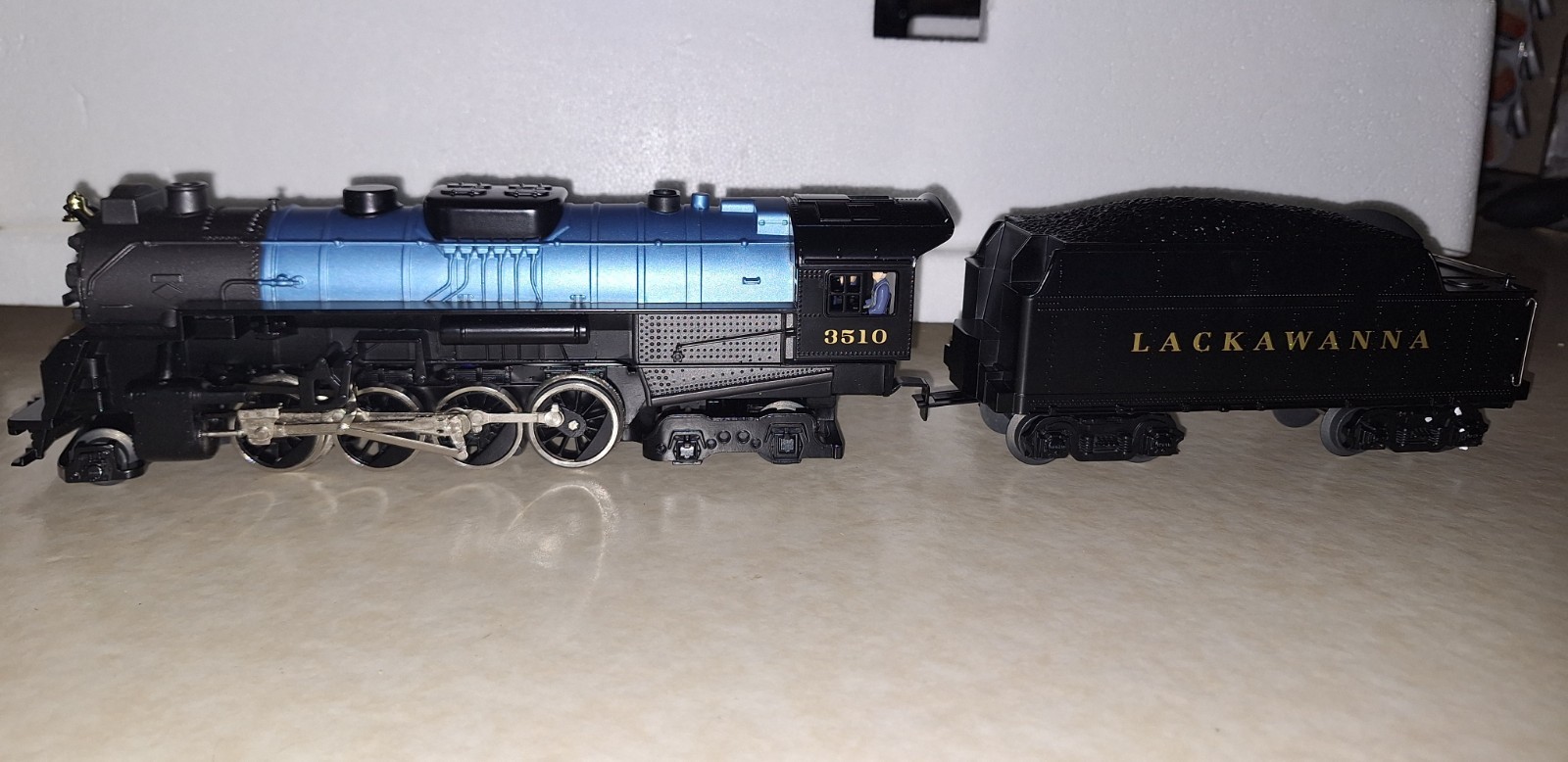 Lionel 6-81025 Lacawanna O Gauge #3510 Steam Engine & Tender Only – Read