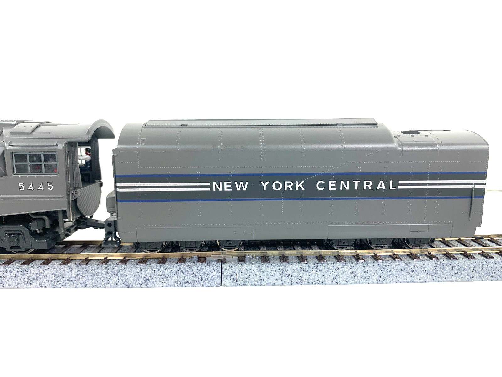 HO MTH 80-3246-1 New York Central Dreyfuss Hudson Loco 4-6-4 #5445 -Proto 3.0